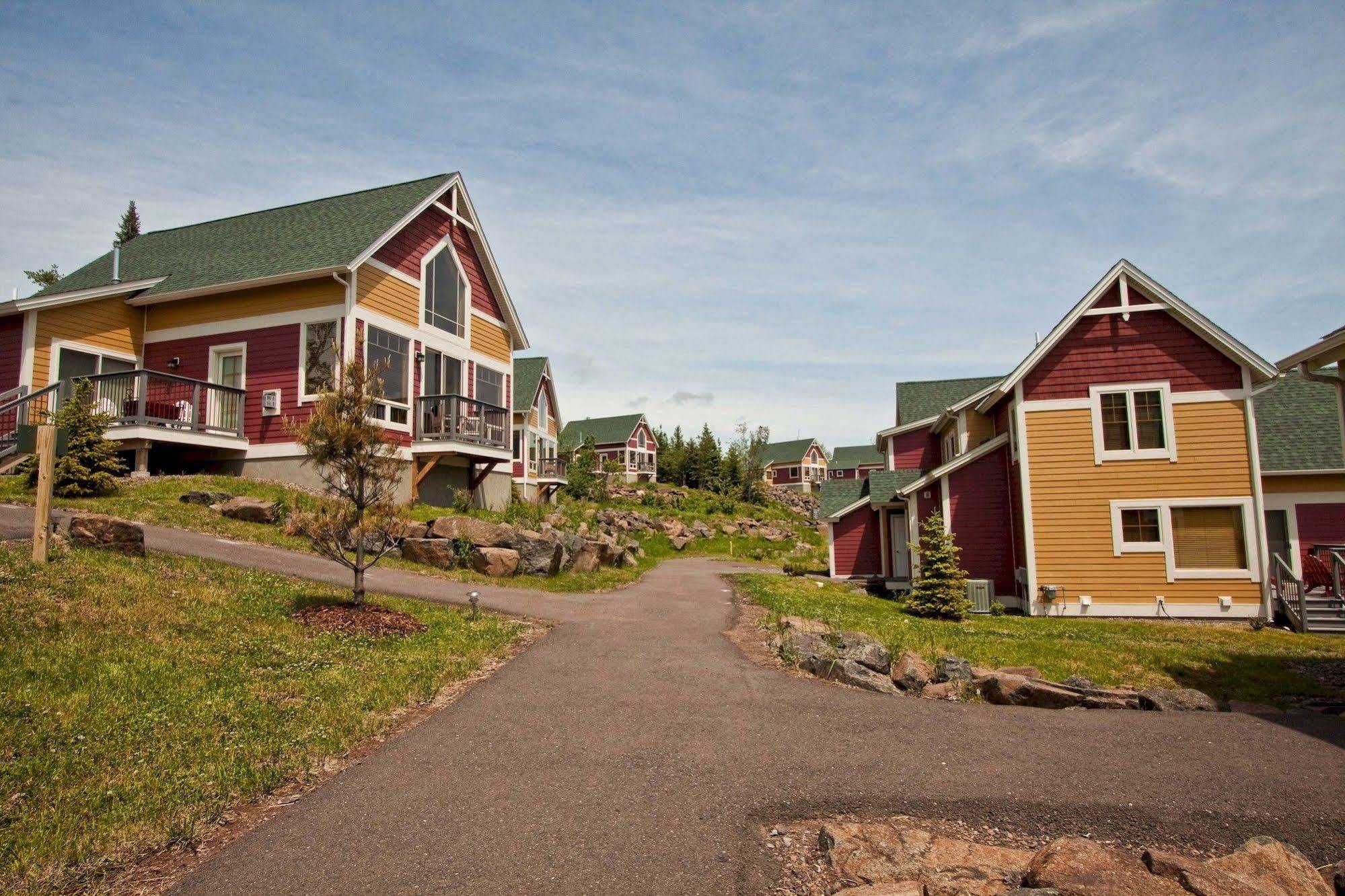 Cove Point Lodge Beaver Bay Exterior foto